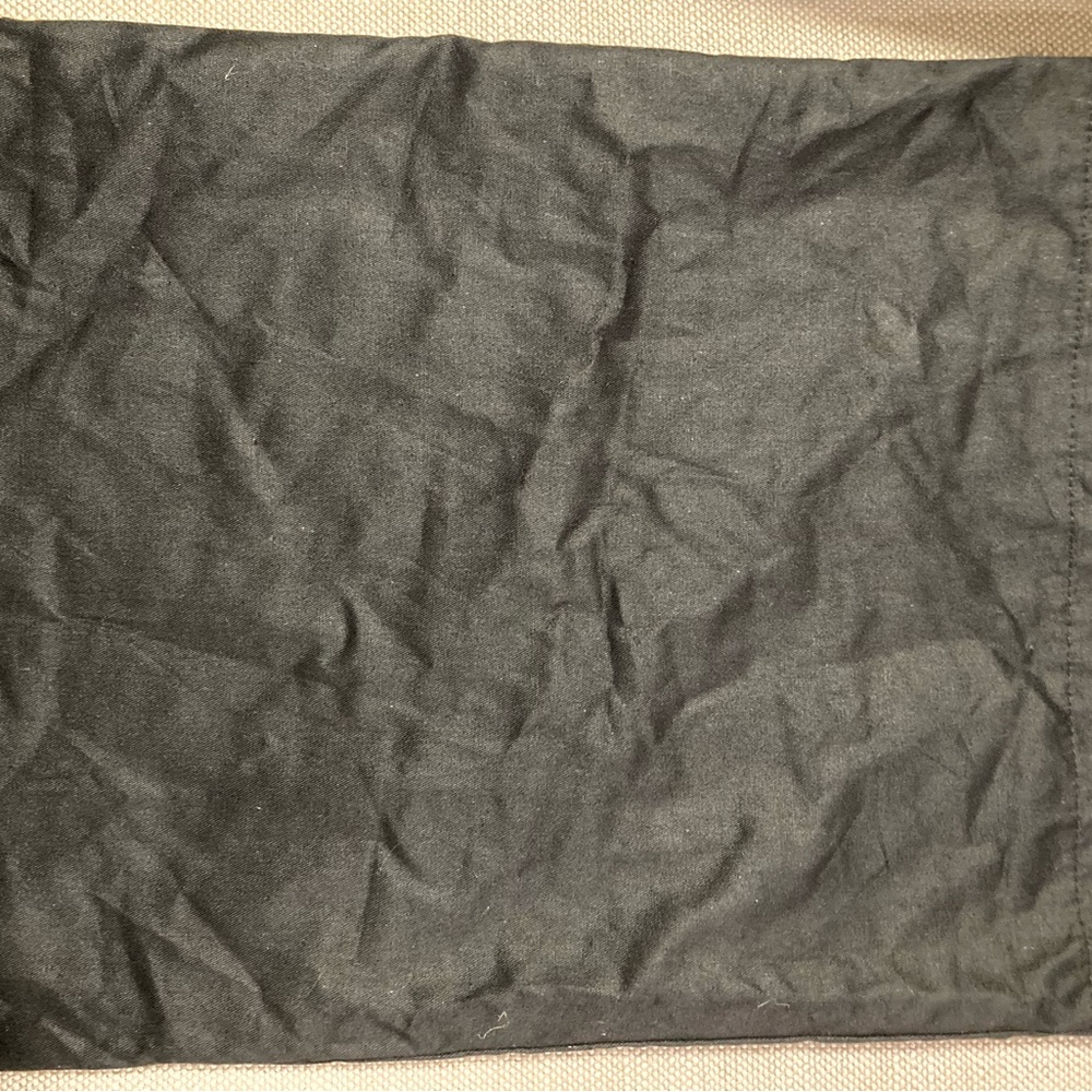 Saint Laurent Dust Bag. Measures at 15x11.5 - Picture 5 of 8